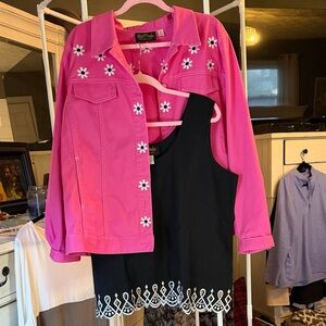Bob Mackie set Hot Pink Daisy-Embellished Jacket with Black Tank